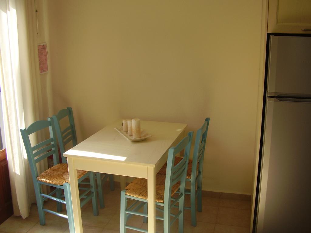 Sunset Suites Lefokastro Chambre photo