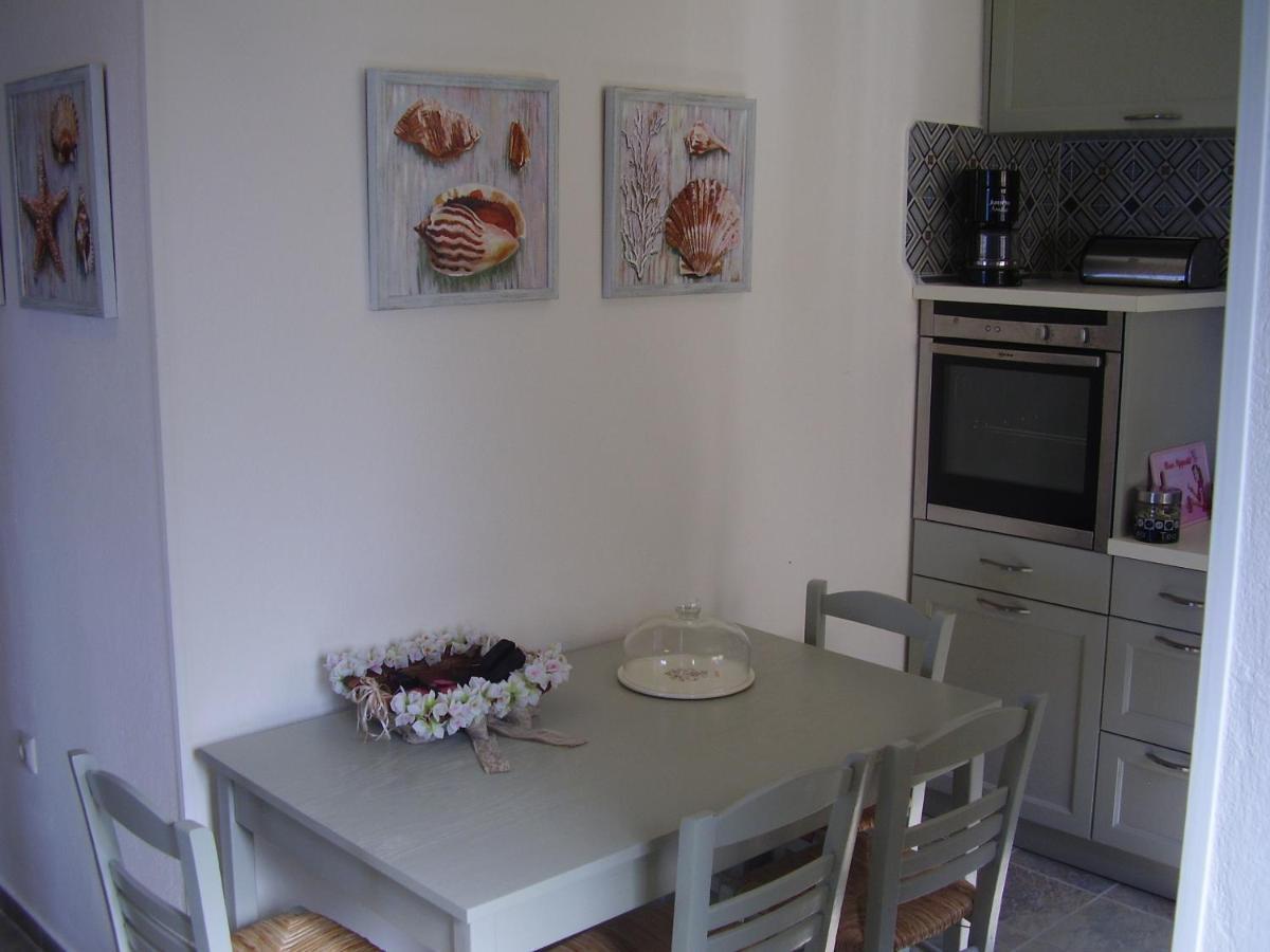 Sunset Suites Lefokastro Chambre photo